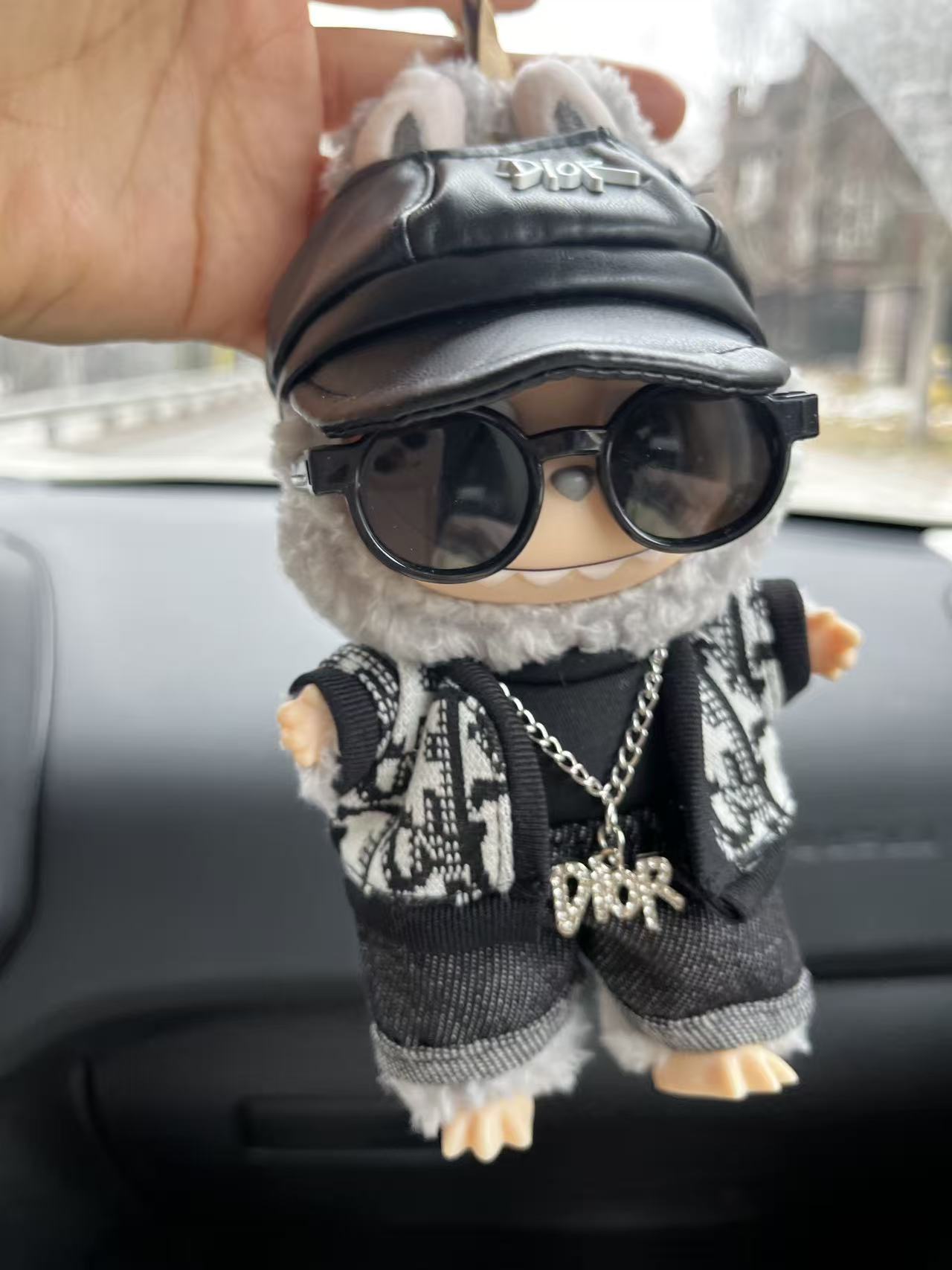 Labubu-style plush toys, cute and soft, pink, perfect for collecting.